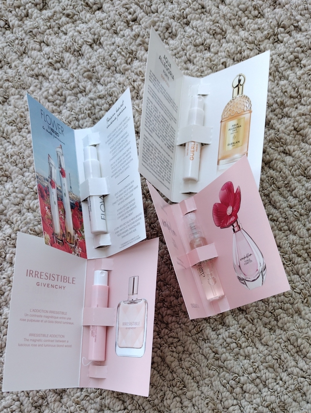 Woman's Samples - Picture 15 of 16